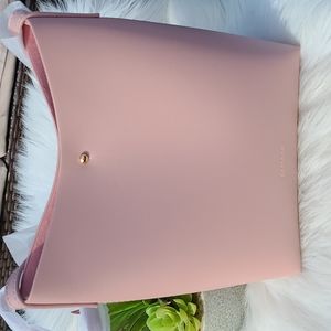 Samara Medium Shoulder Bag in Peony